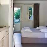 Apartment Makris Yialos *