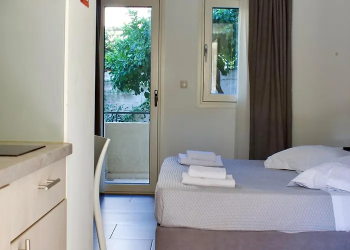 Apartament Makris Yialos *