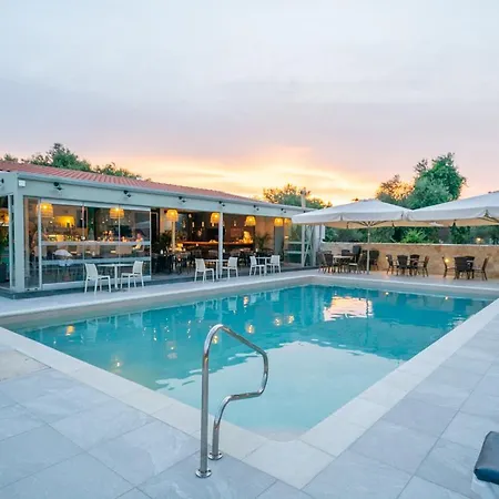 Makris Yialos דירה *