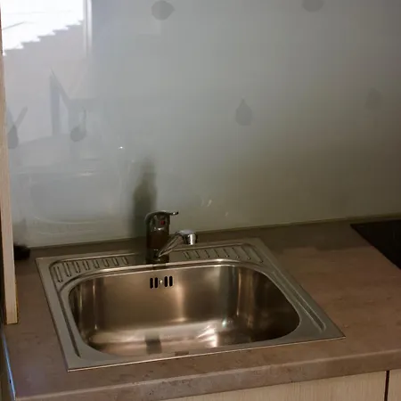 Makris Yialos לאסי