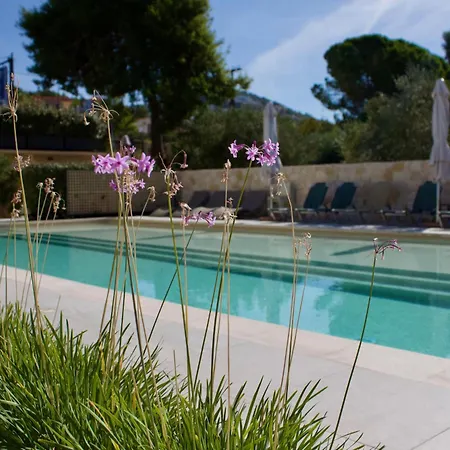 Apartment Makris Yialos *