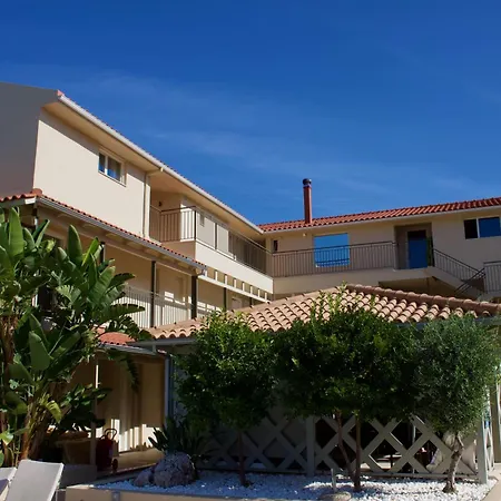 Makris Yialos Apartment *