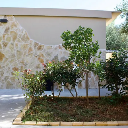 Apartment Makris Yialos
